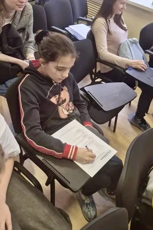 Путешествие в мир Арктики 🐻‍❄️  👣 Вчера ученики 5 класса «В» вместе с классным руководителем Евгение
