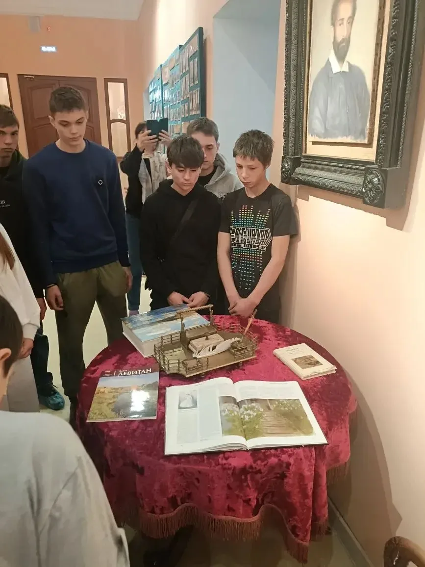 🎨 Школьники с. Таволожки открыли для себя мир искусства и кино