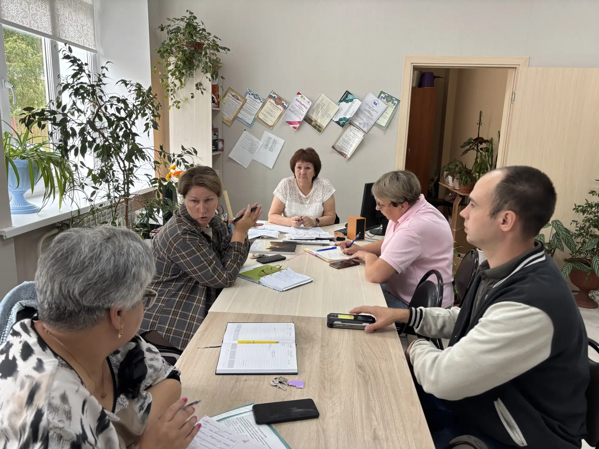 Старт нового учебного года: в Железногорской школе №1 прошло первое заседание штаба вос...