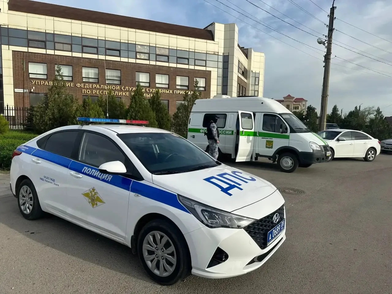 Расплатились на месте, чтобы не лишиться машин
