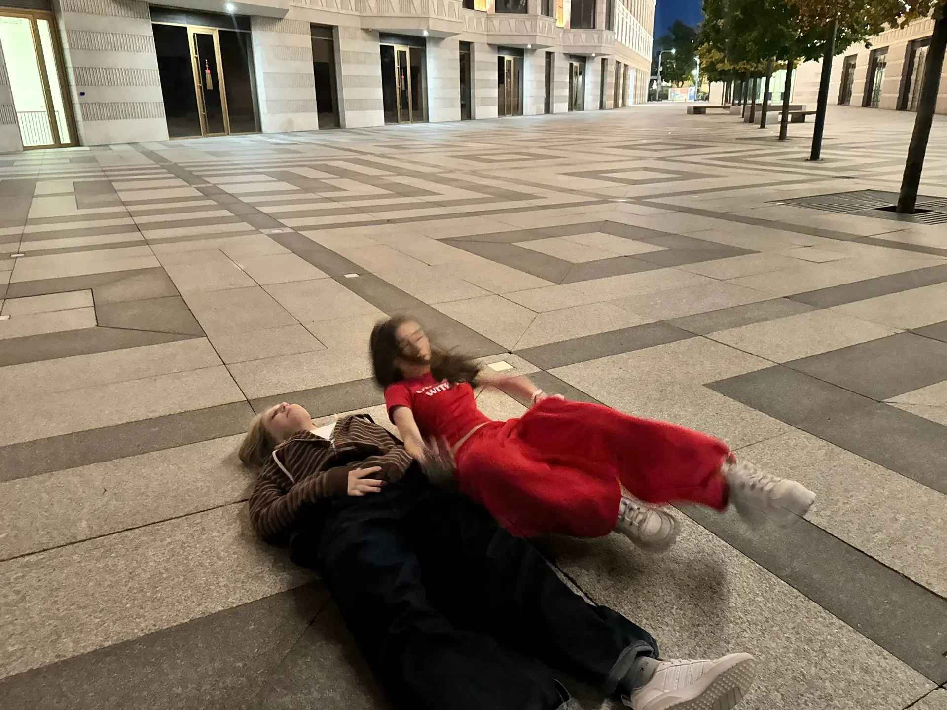 Карамбейби покидает Москву 💔
