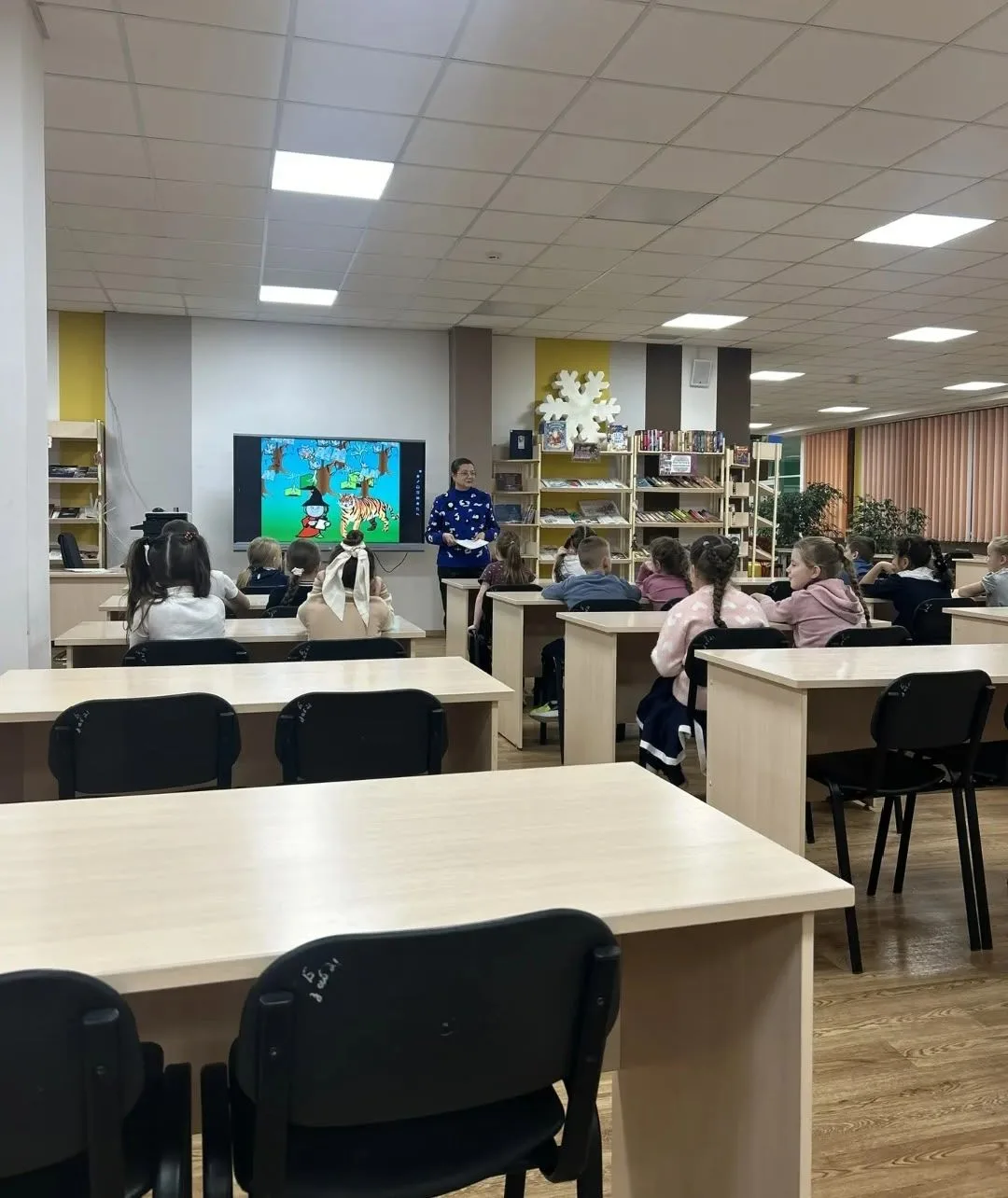 Библиотечные уроки у первоклассников С 20 ноября по 11 декабря в нашей школе для обучающихся первых 