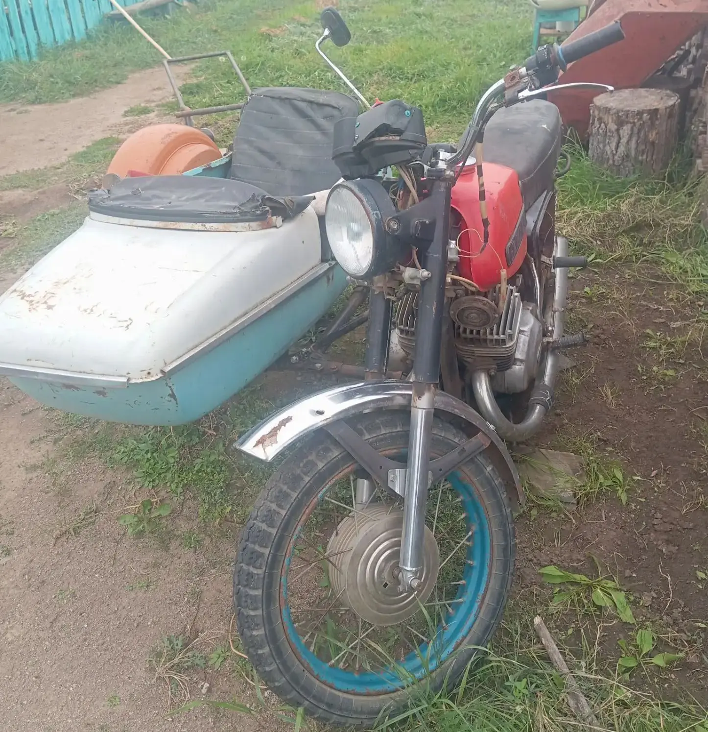 😟 В Кяхтинском районе мотоциклист без шлема попал в больницу после падения