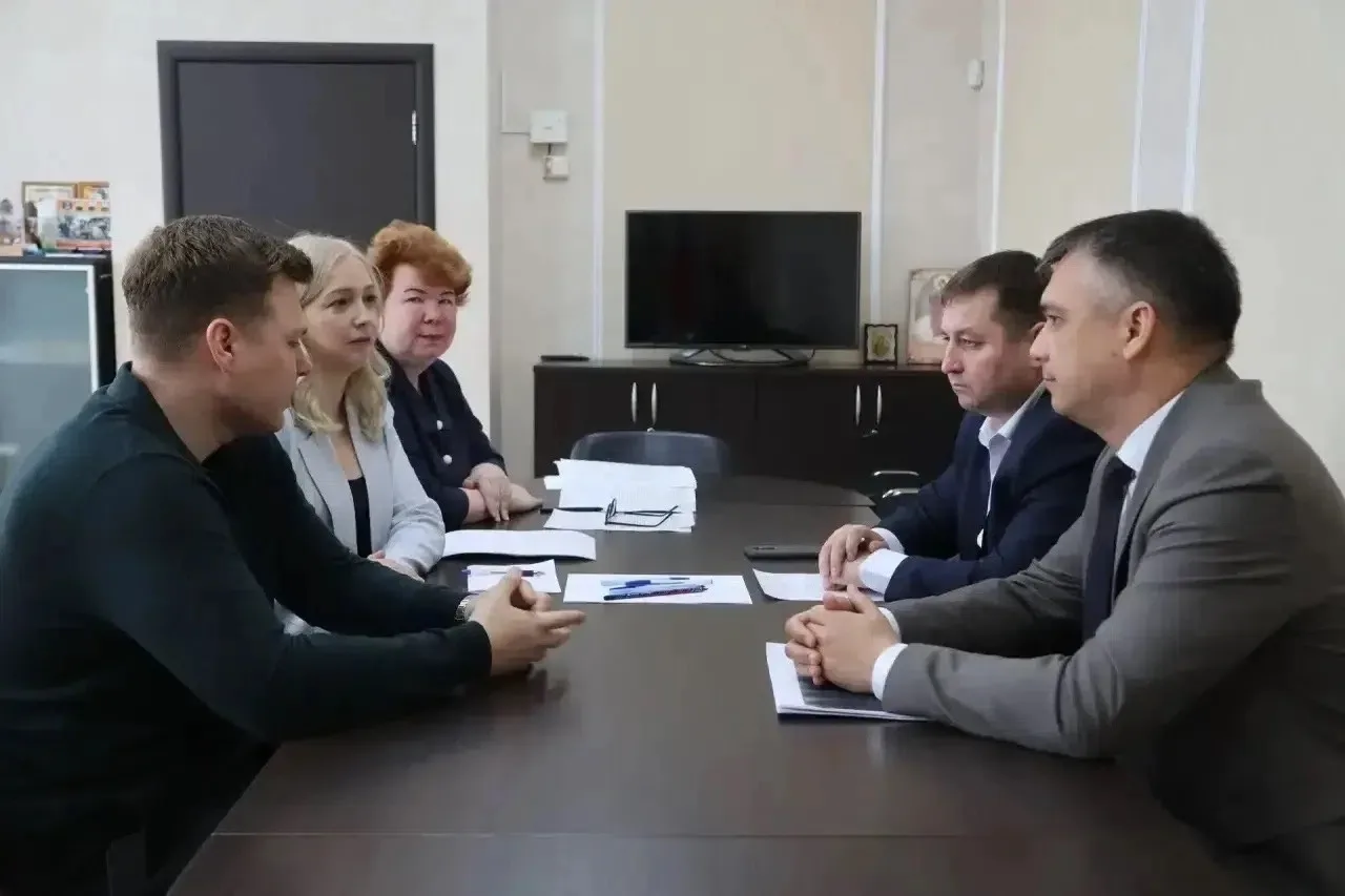 Дмитрий Захаров: