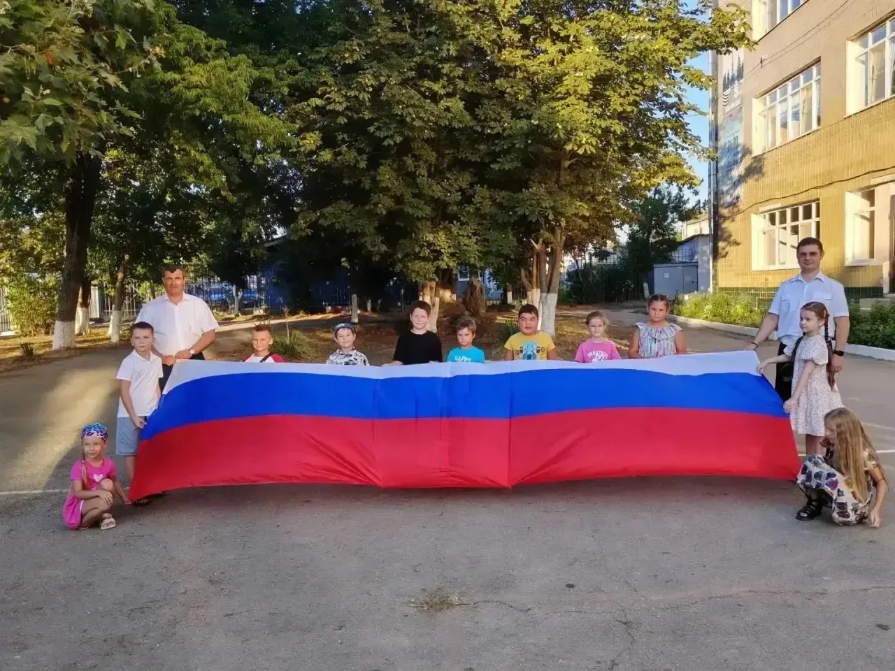 Наша главная цель – воспитание у нынешнего и будущих поколений россиян уважительного от...