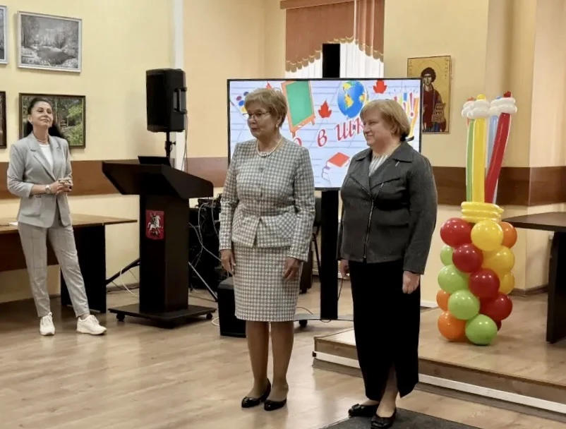 🎒✨ В управе района Марфино прошла акция «Скоро в школу!»