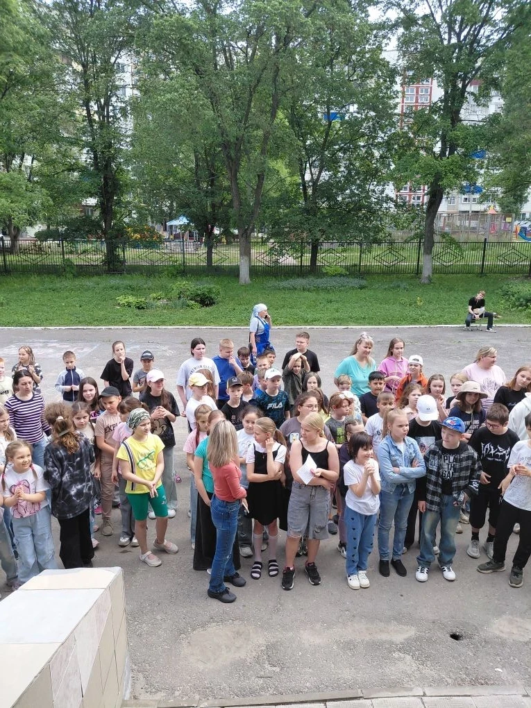 4 июня наш лагерь посетили гости Липецкой Государственной Филармонии.🎼🪕🪉🎻 Музыка для ребенка – м