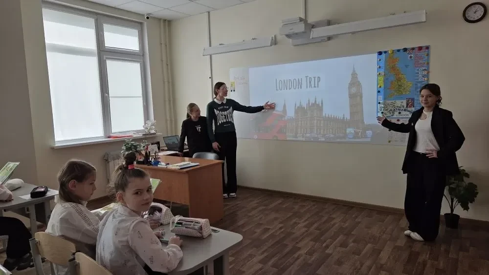 Во второй день Недели иностранных языков в школе прошло сразу несколько интересных событий для разны