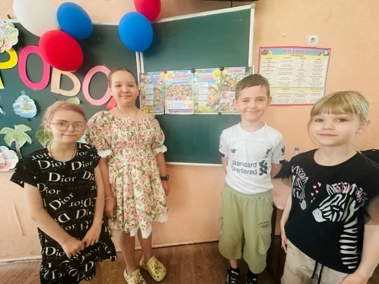 ✨ 10 июня — патриотический день в преддверии Дня России ✨🇷🇺

В этот день ребята узнали много новог