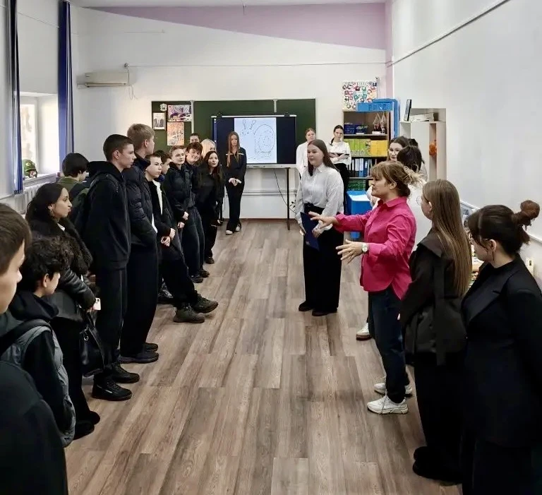 👩🏼‍🎓 Профориентационные экскурсии для школьников  в образовательных организациях среднего профессион