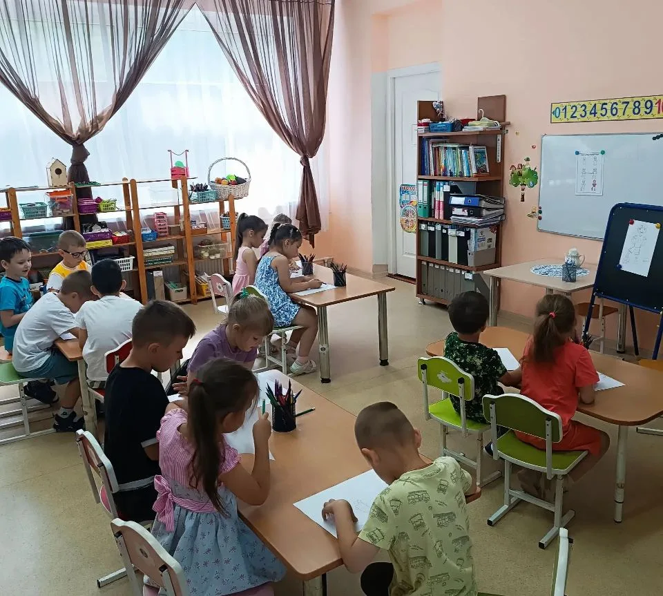 Наши юные художники из группы "Ромашка" МБДОУ д/с 16 г.Кропоткин решили вдохновиться спортом! Ребята