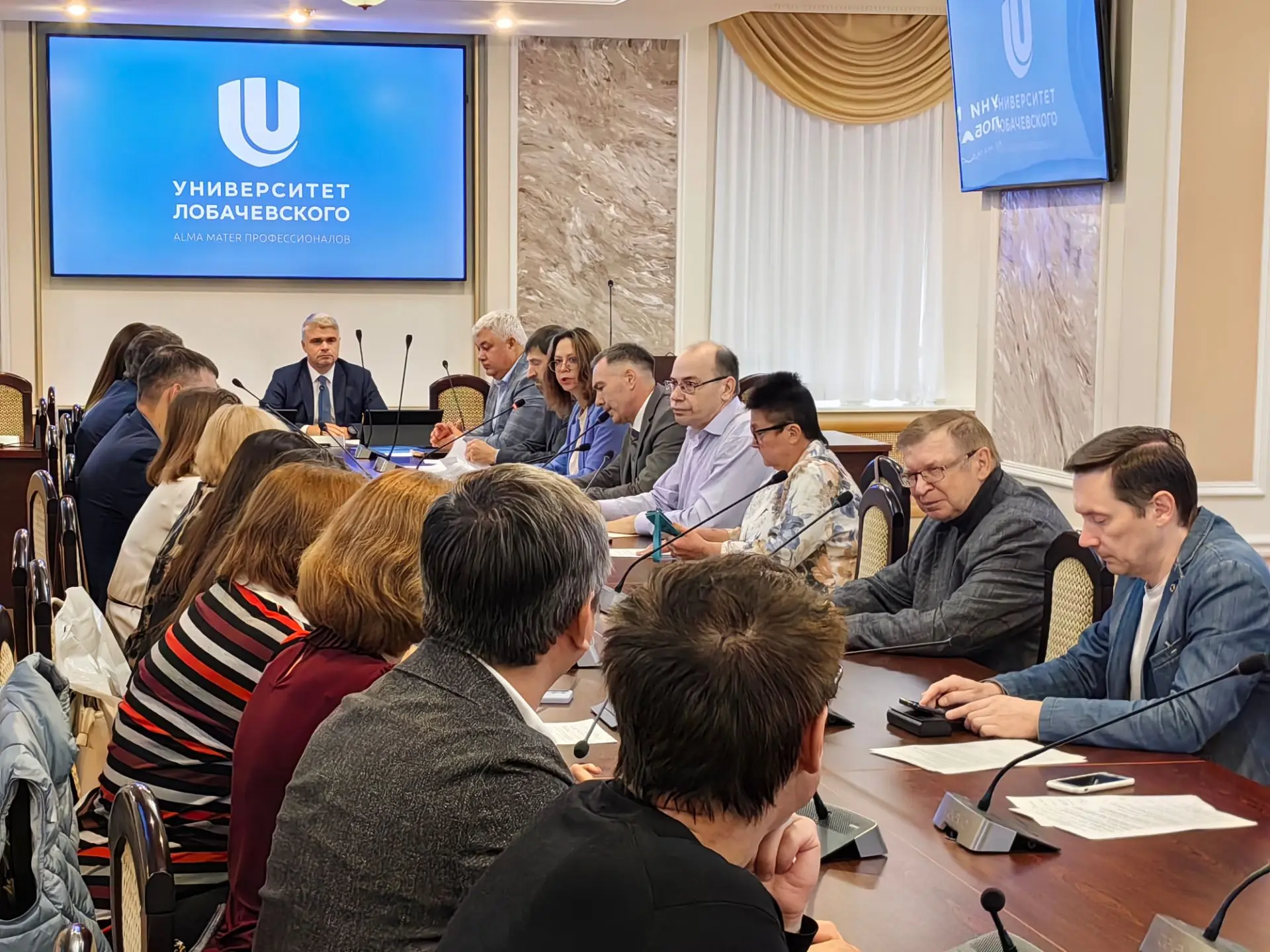 Учёный совет ННГУ принял решение о создании на базе Института информационных технологий...