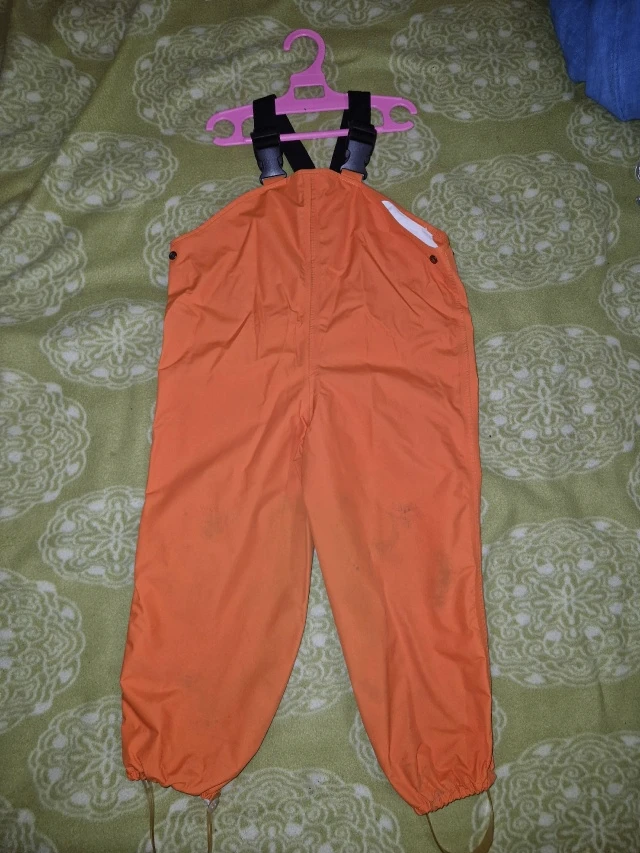 Продам вещи детские.