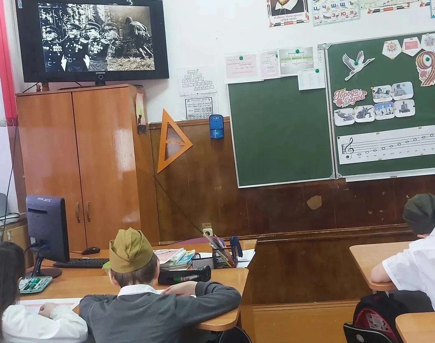 📌 «Разговоры о важном»: песни о войне