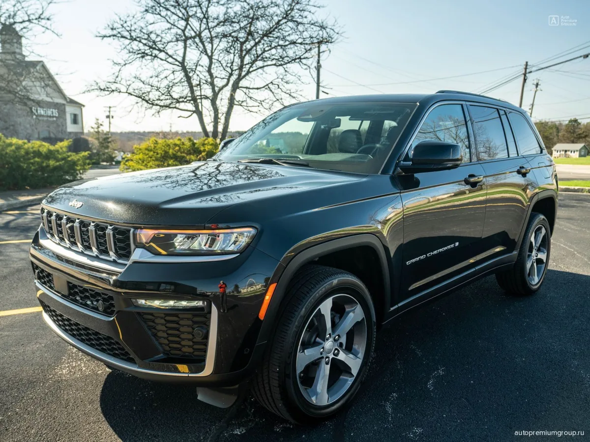 Обновленный Jeep Grand Cherokee 2026 уже в пути в Москву

«Великий и ужасный» Grand Cherokee Limit