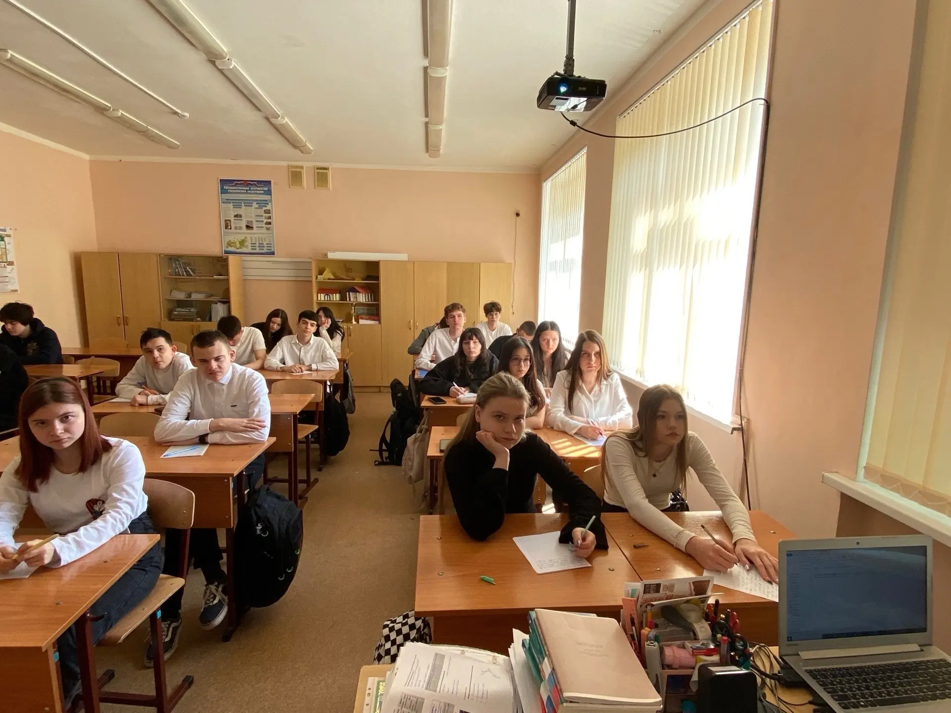 В преддверия 81 годовщины великой Победы советник директора по воспитанию Никита Александрович Сивен