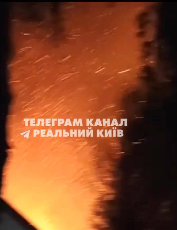 🚀 В Киеве пожар
