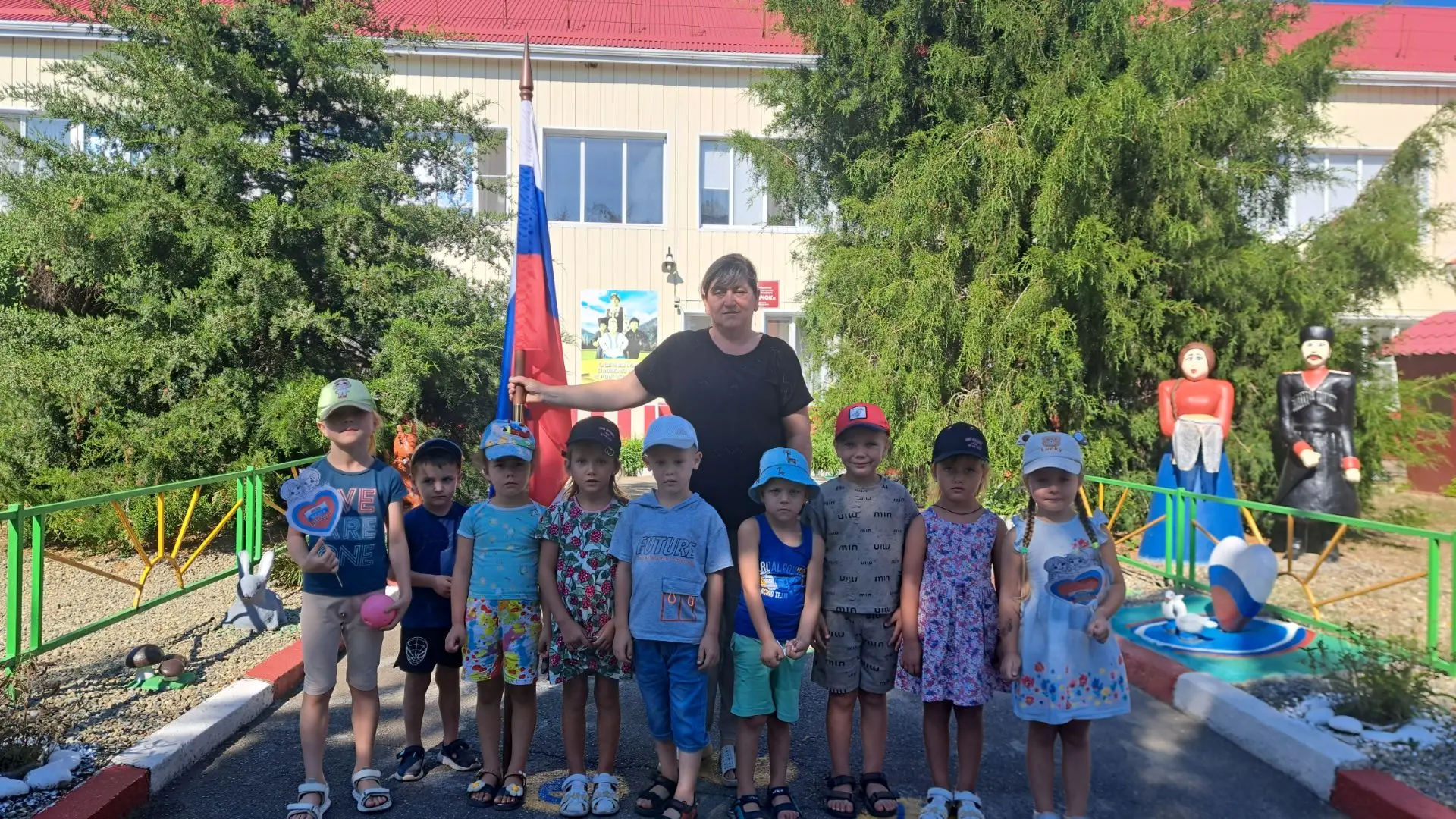 🇷🇺🤍💙❤️ 22 августа в России отмечается День Государственного флага Российской Федера...