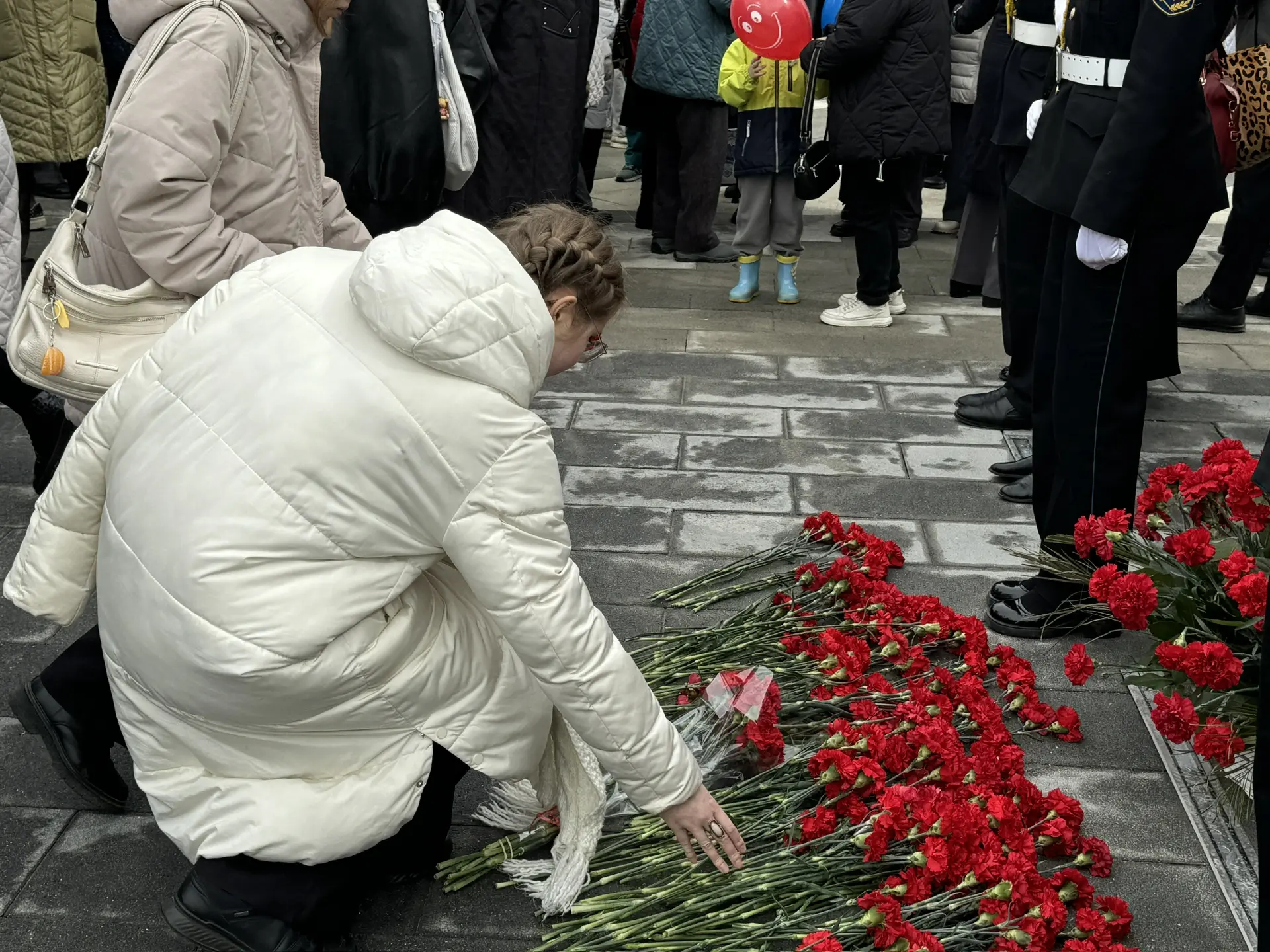🇷🇺 1 Мая — День Весны и Труда  Митинг, посвящённый празднику, прошёл у мемориала«Зенитное орудие». В