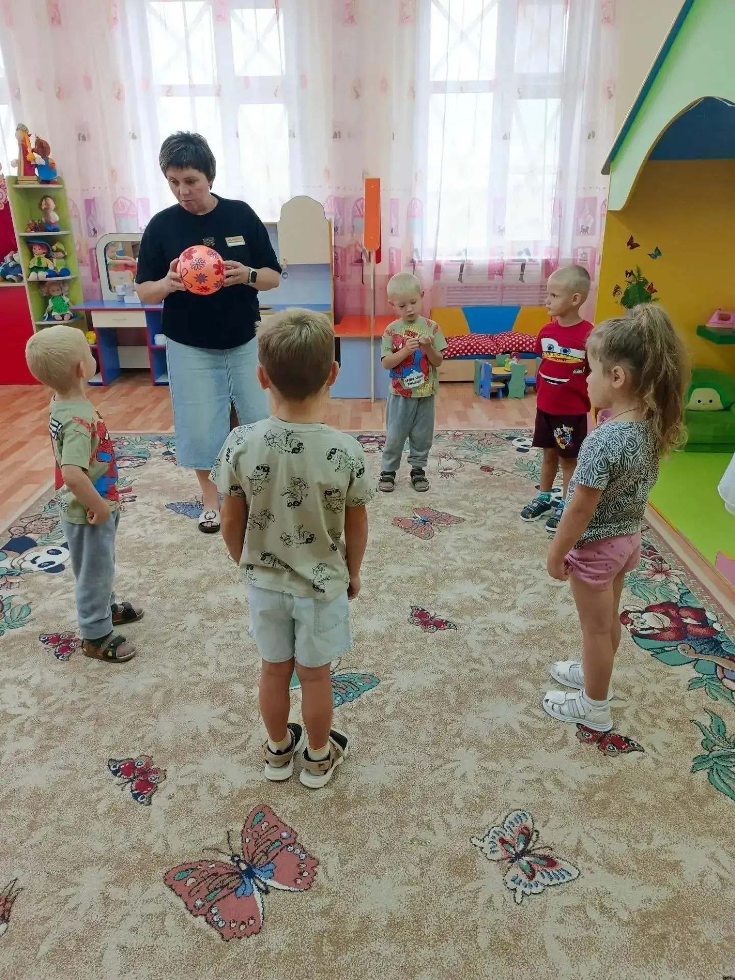 Сегодня в группе «Гномики» прошел утренний круг, посвященный федеральному проекту «Добр...