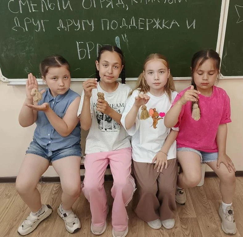 ☀️🌼☀️В пришкольном лагере Гимназии №8-ЦО 10 июня на занятиях с педагогом дополнительного образовани