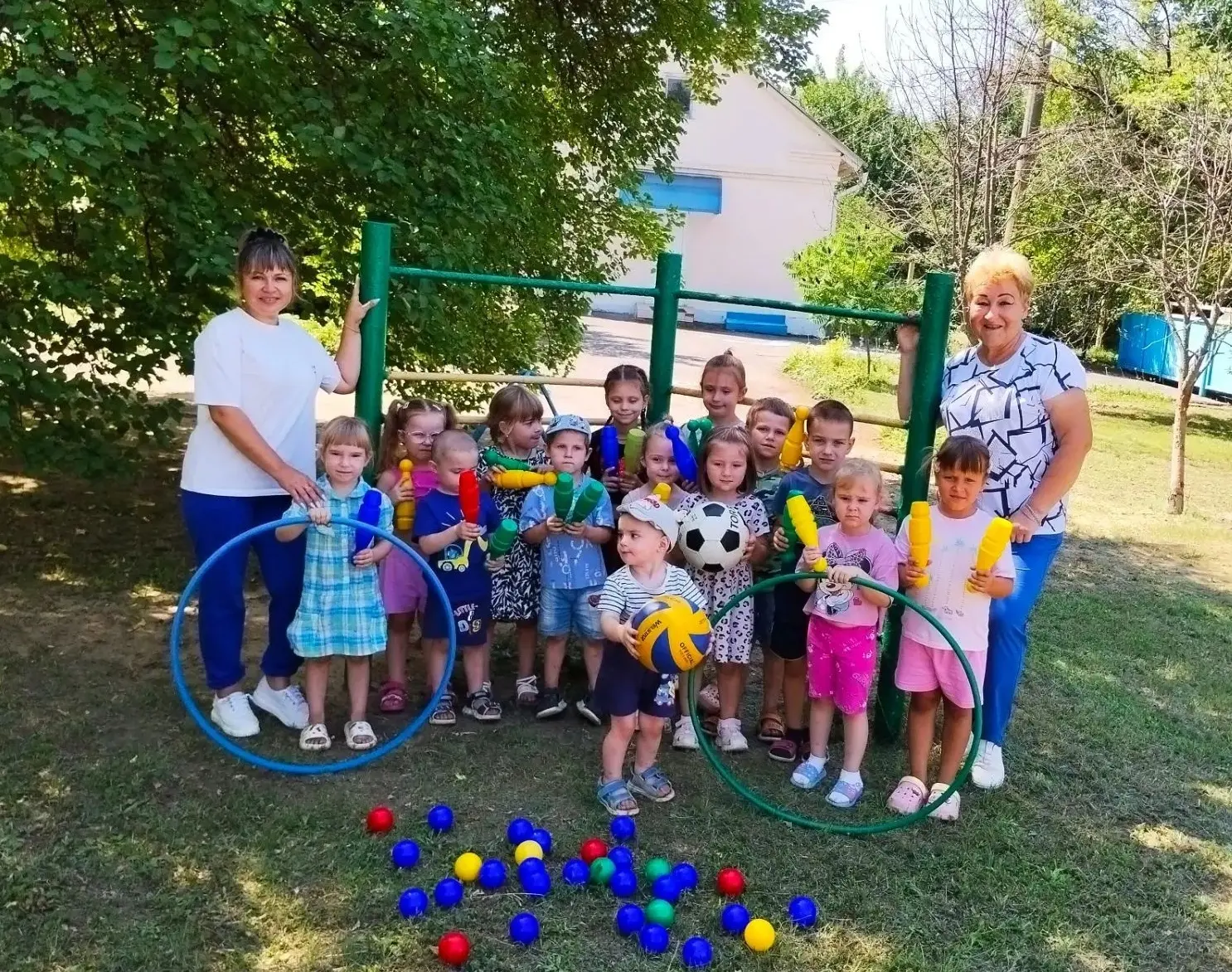 📅 6 августа специалисты Молодёжного Дома культуры провели для ребят детского сада "Звё...