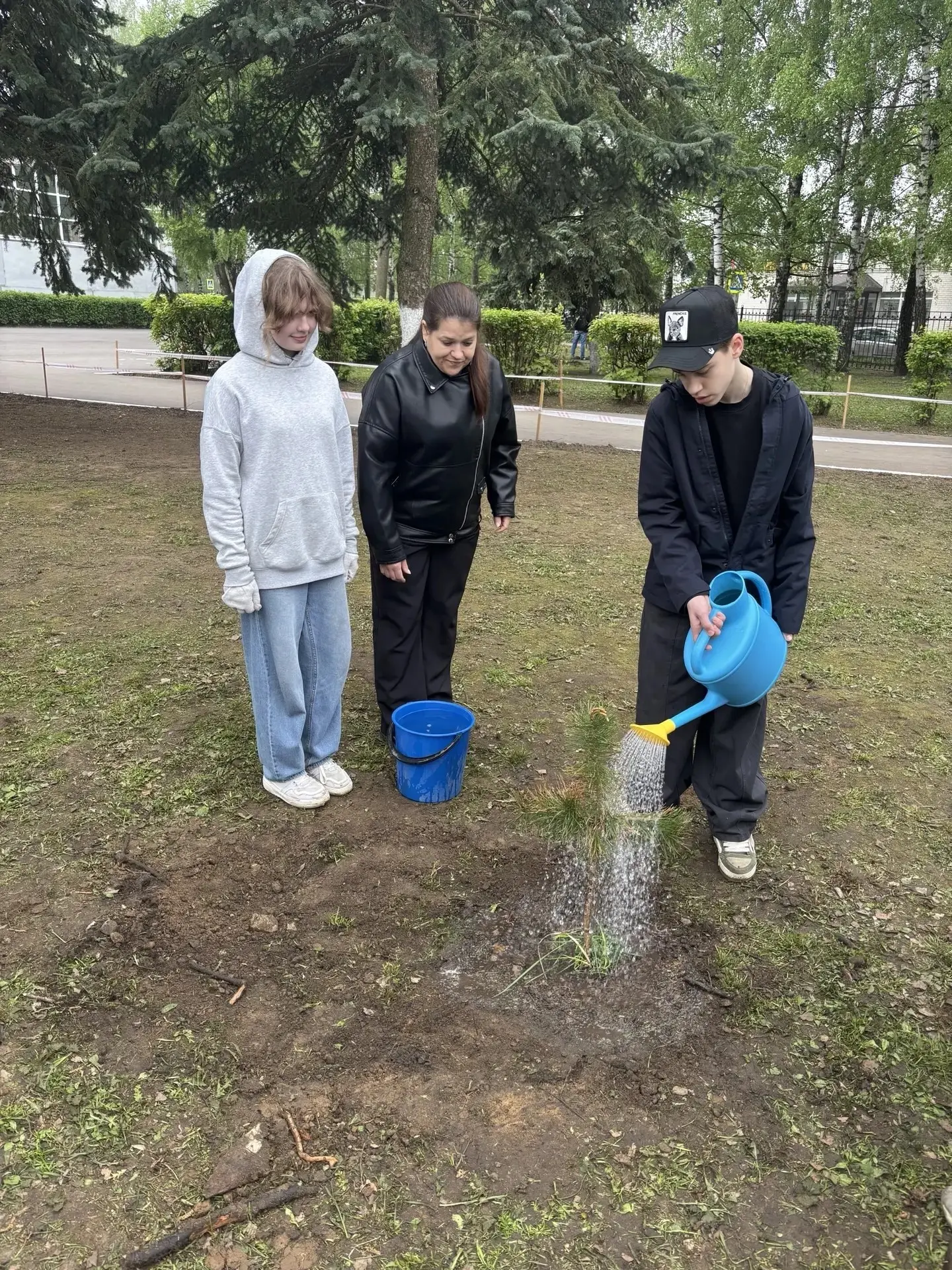 🌱 Зелёная весна в нашей гимназии — не просто слова, а реальные дела! 🌱    Ура! Мы не сидели сложа ру