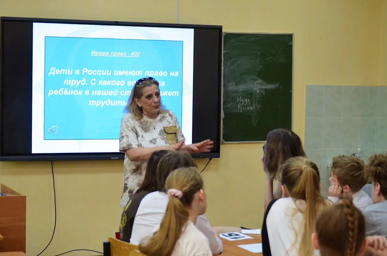 ТЫ И ТВОИ ПРАВА 🙌🏼  Для учеников 5–8 классов в нашей школе прошёл интеллектуально-профилактический б
