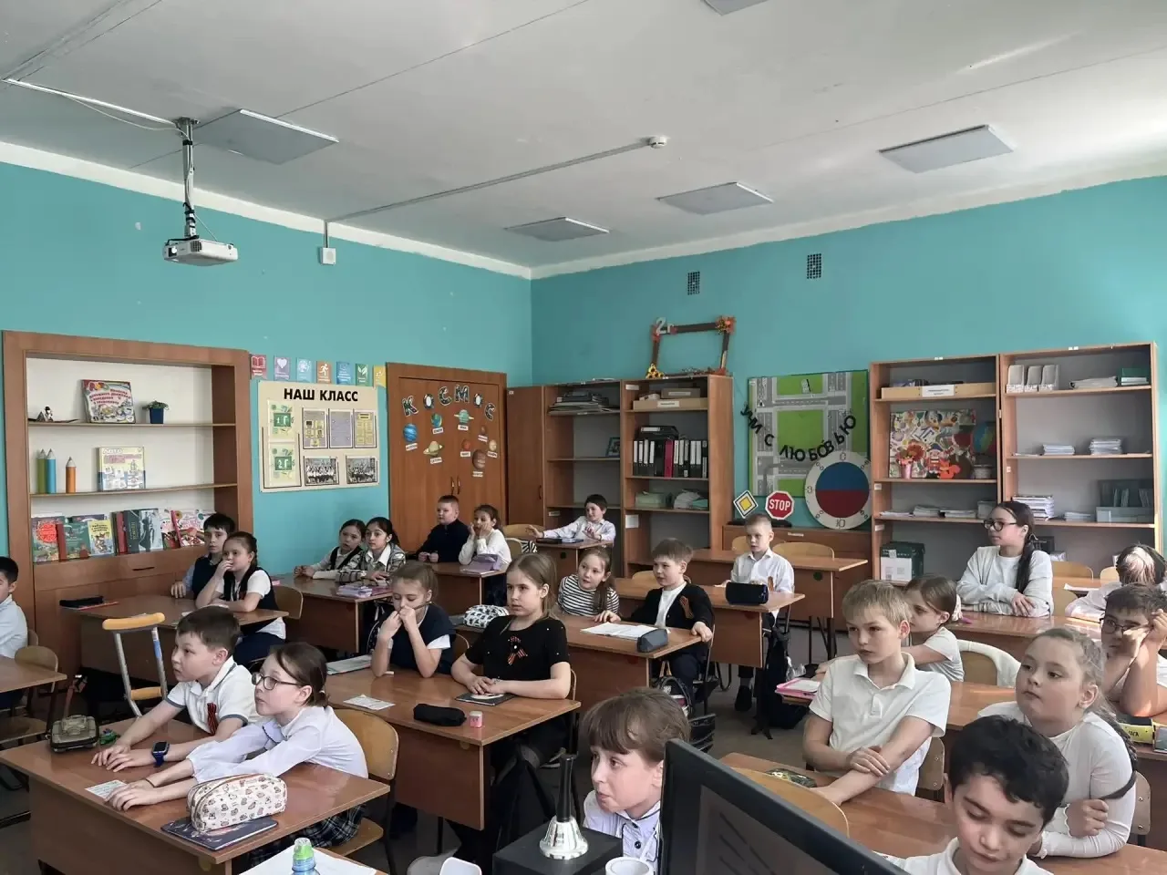 ✉️ТРЕУГОЛЬНЫЕ ПИСЬМА✉️  📕На прошлой неделе у ребят из 2Г прошёл по-настоящему интересный и необычный