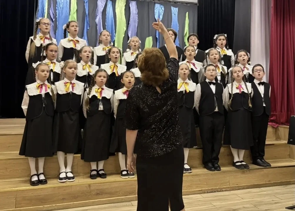 🎶 Хор «Три Ключа» — лауреат престижного городского конкурса!  Академический школьный хор «Три Ключа»