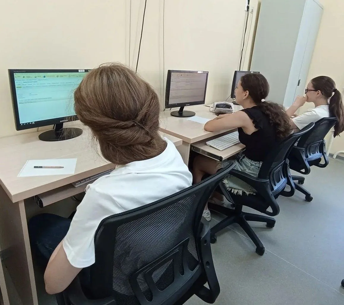 ✨ПЕРВАЯ ПРОФЕССИЯ ДЛЯ ШКОЛЬНИКА
✅✅✅В ГАПОУ ТО «Ишимский медицинский колледж» продолжается обучение д