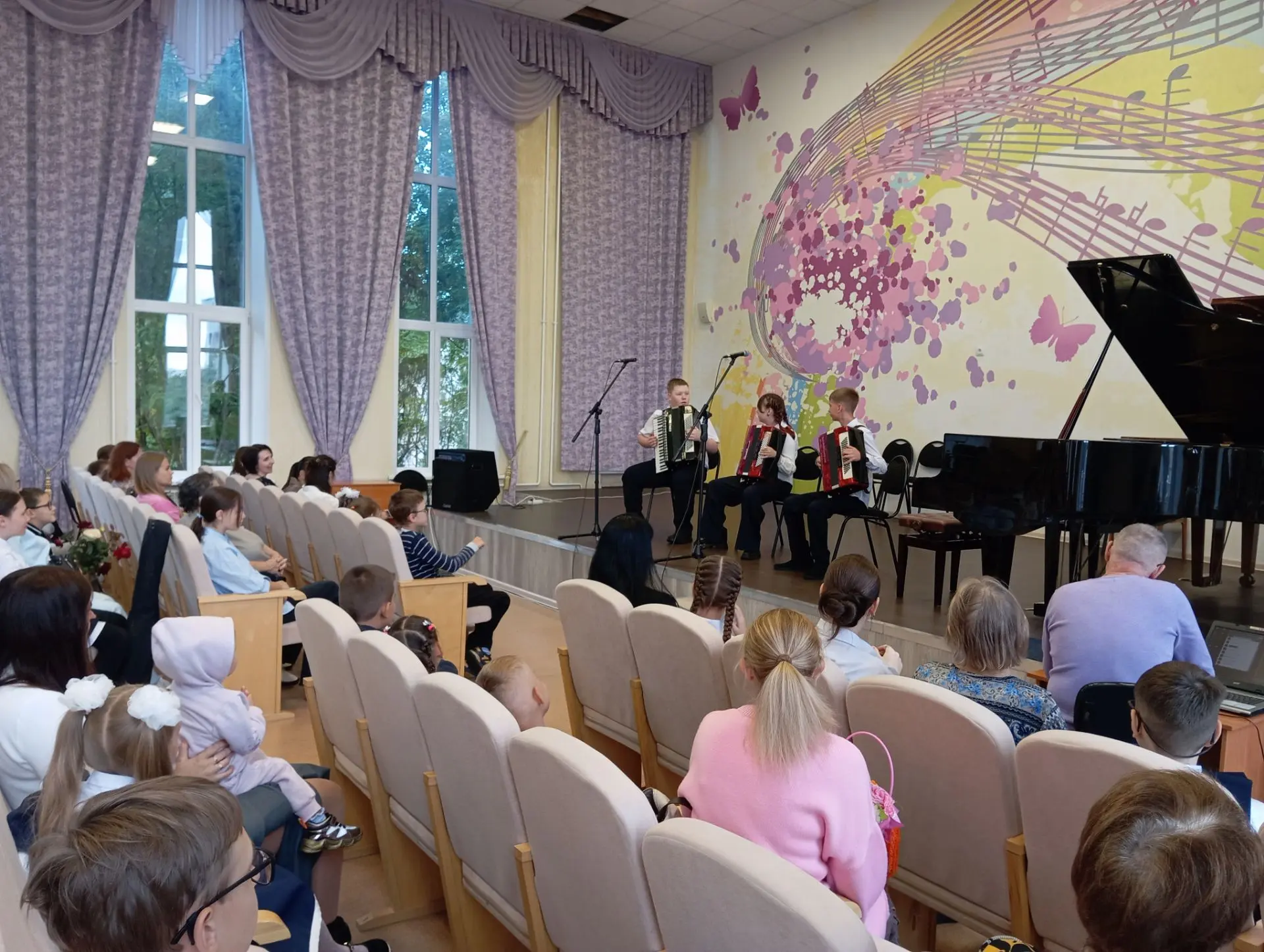 🎶 Августовские встречи в нашей музыкальной школе — добрая традиция, которая каждый год...