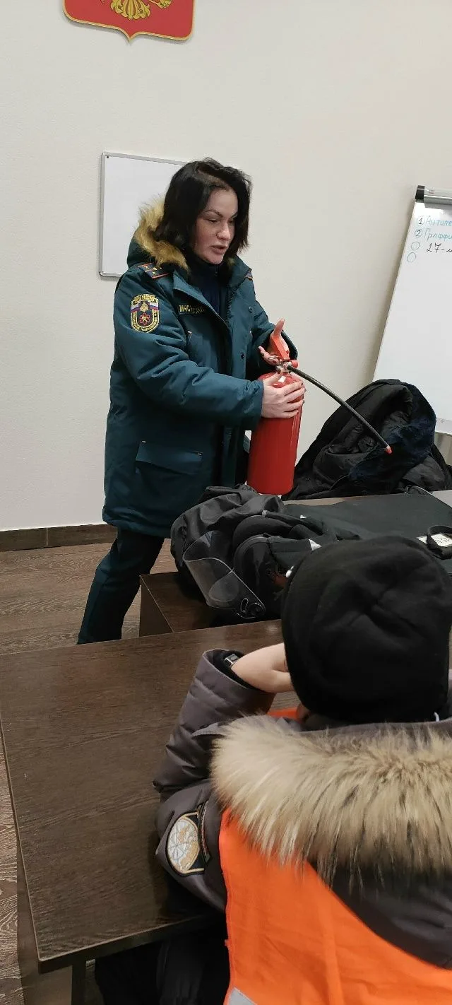 «Кто нас бережёт?»: экскурсия для отряда ЮИД на Витебском вокзале В феврале для отряда Юных инспекто