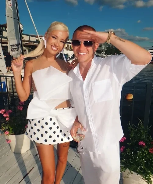 Клава Кока ушла из лейбла Black Star, в котором состояла 10 лет: Пашу назвал причину увольнения  6 д