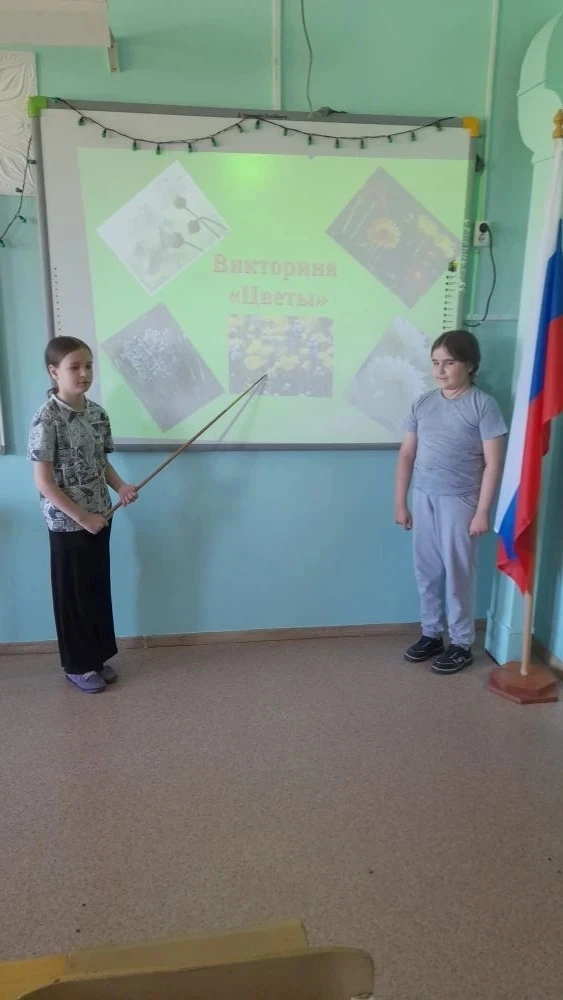 День дружбы в лагере "Каникулы" прошел под девизом "Дружат дети всей Земли". Мероприяти...