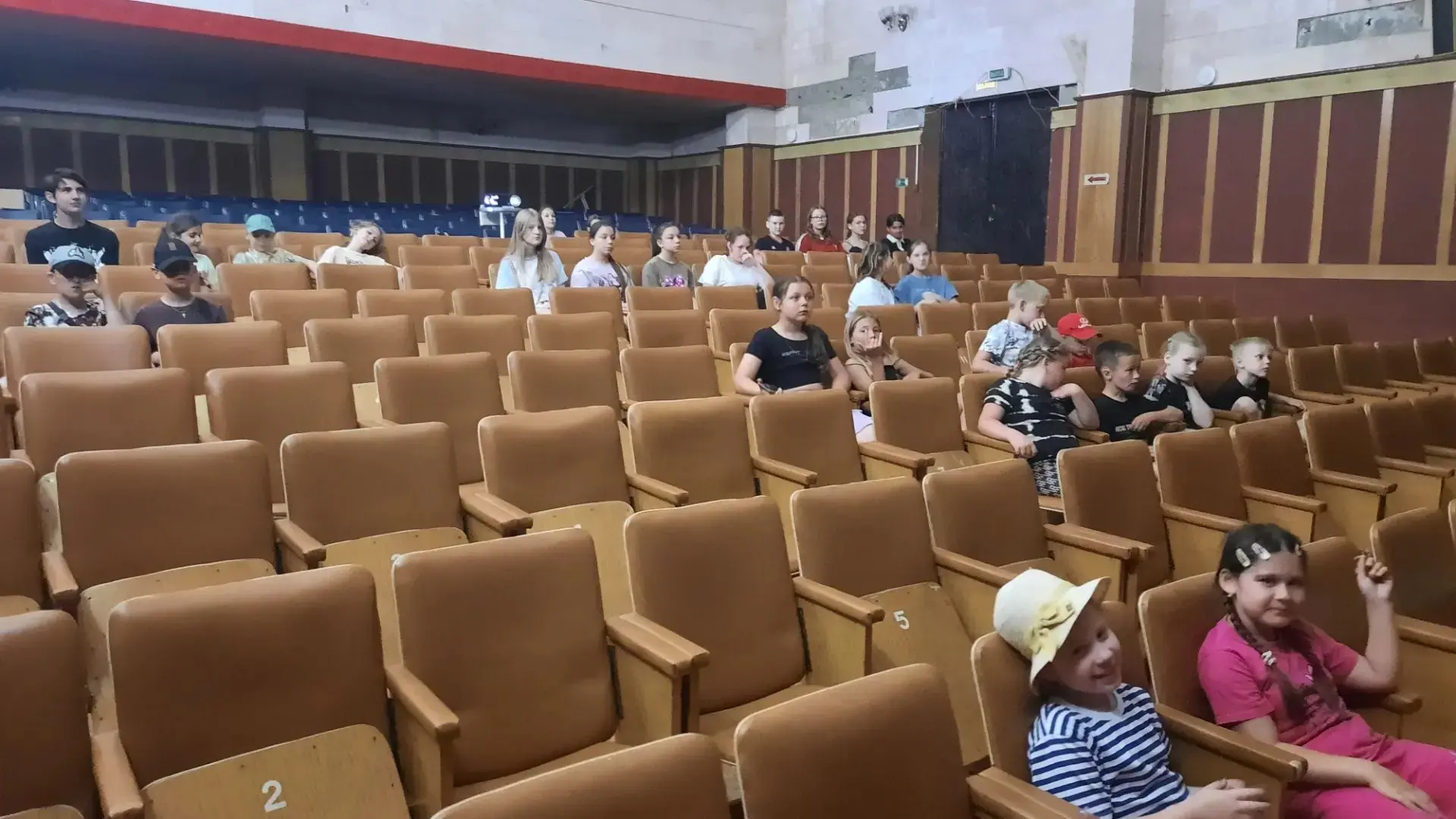 16 июня в ДК х.Садового прошёл показ мультфильма для ребят "Мультляндия".
 #культураонлайн
#МКУКСКЦК