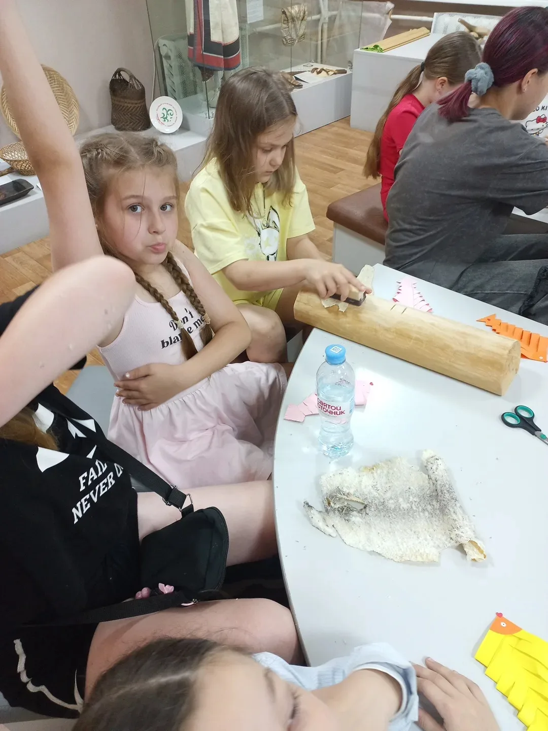 В музее изобразительных искусств для ребят нашего пришкольного лагеря был проведён мастер-класс по п
