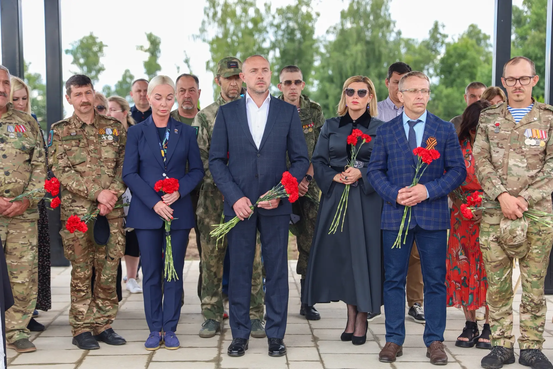 Сегодня вместе с семьями наших Героев, ветеранами, военнослужащими и представителями духовенства отк