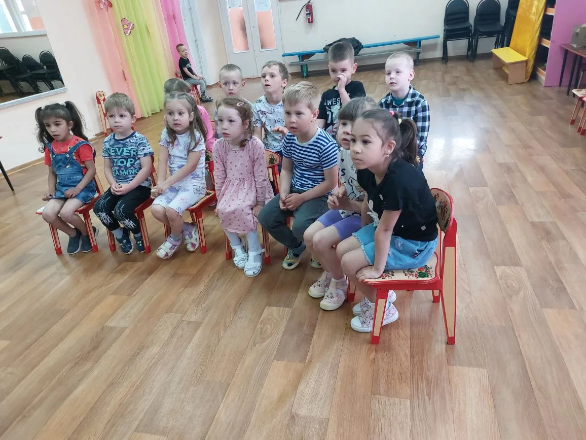Сегодня наш музыкальный руководитель,  Татьяна Николаевна показала нам  познавательное ...