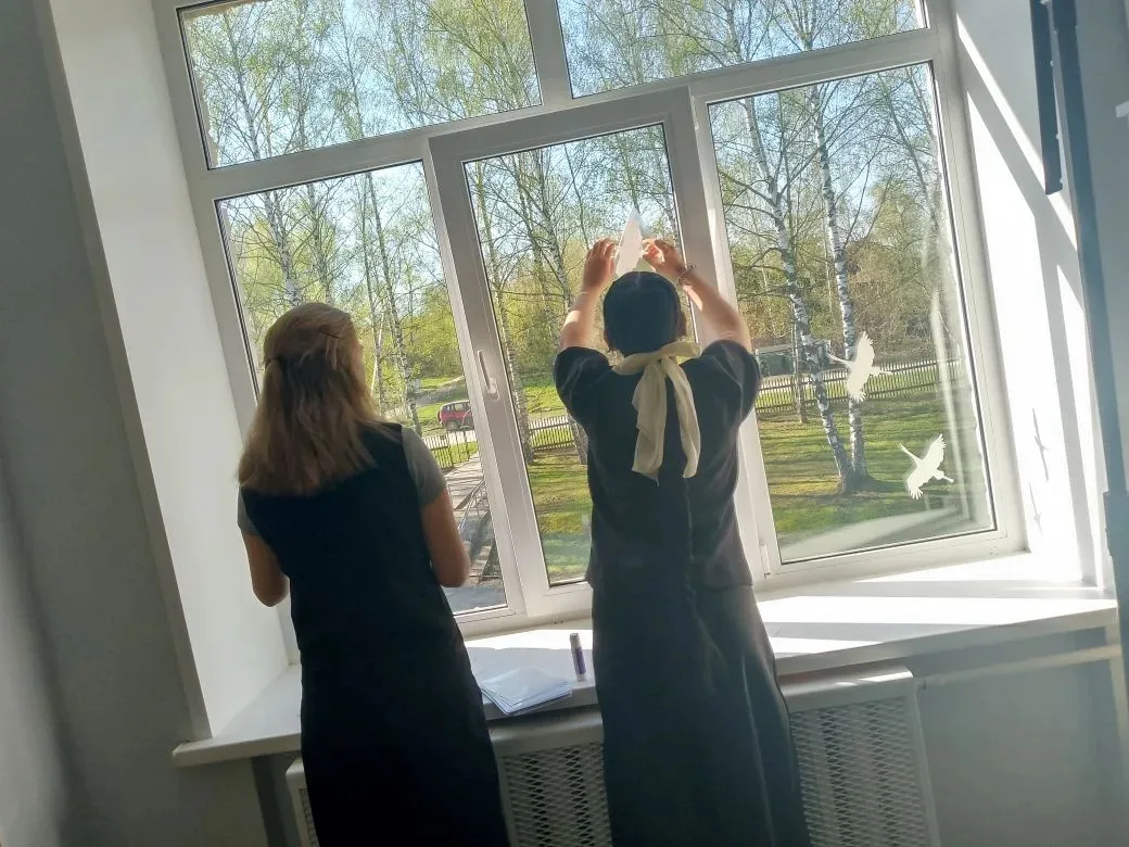 В нашей школе прошли акции "Окна Победы" и "Журавлик Победы"-2026.