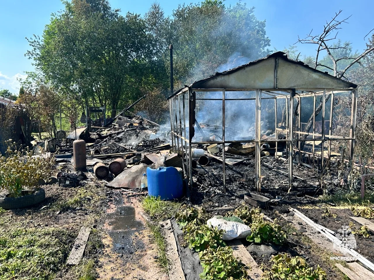 ⚡В Рыбинском округе аварийная электрика спалила дачу

В СНТ «Волга» города Рыбинска произошло загора