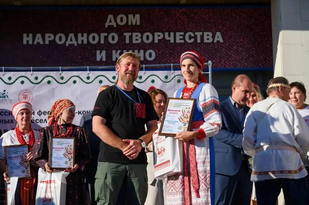 Преподаватель Детской художественной школы имени Александра Селищева Екатерина Кунина с...