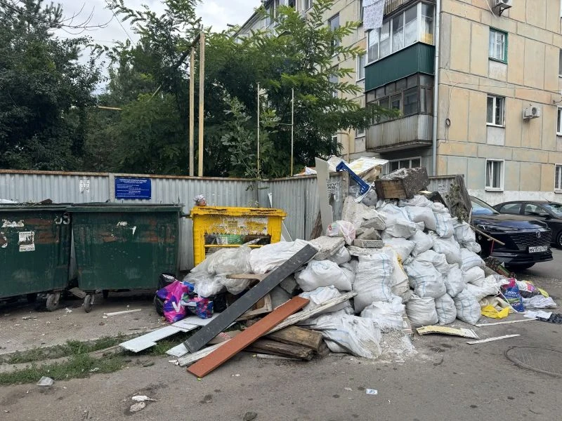В Сызрани черные хламовозы задрали цены - куда везут строительный мусор не ясно
