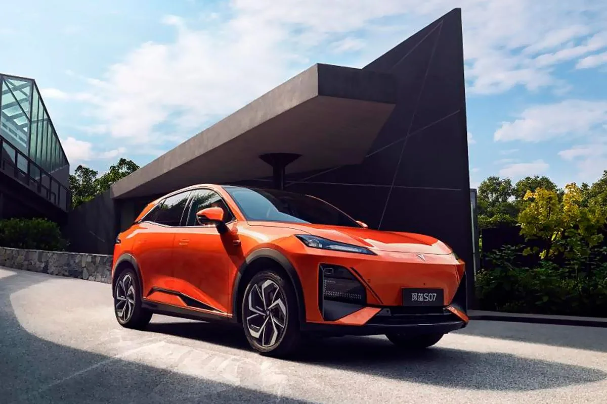 Бюджетная альтернатива Tesla от Changan - Deepal S07 https://ironhorse.ru/deepal/deepal...