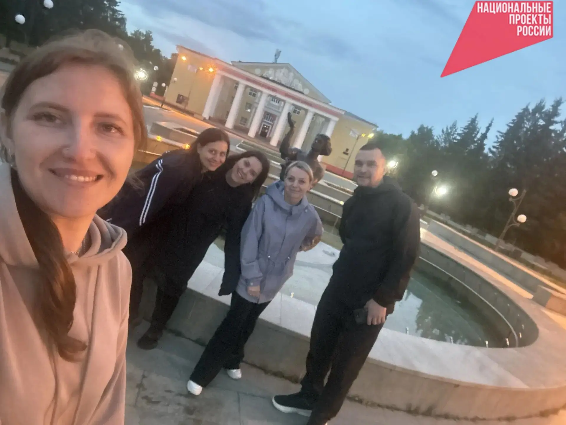 Авоквест «НеДетская движуха» состоялся в Центральной городской библиотеке. Играли коман...