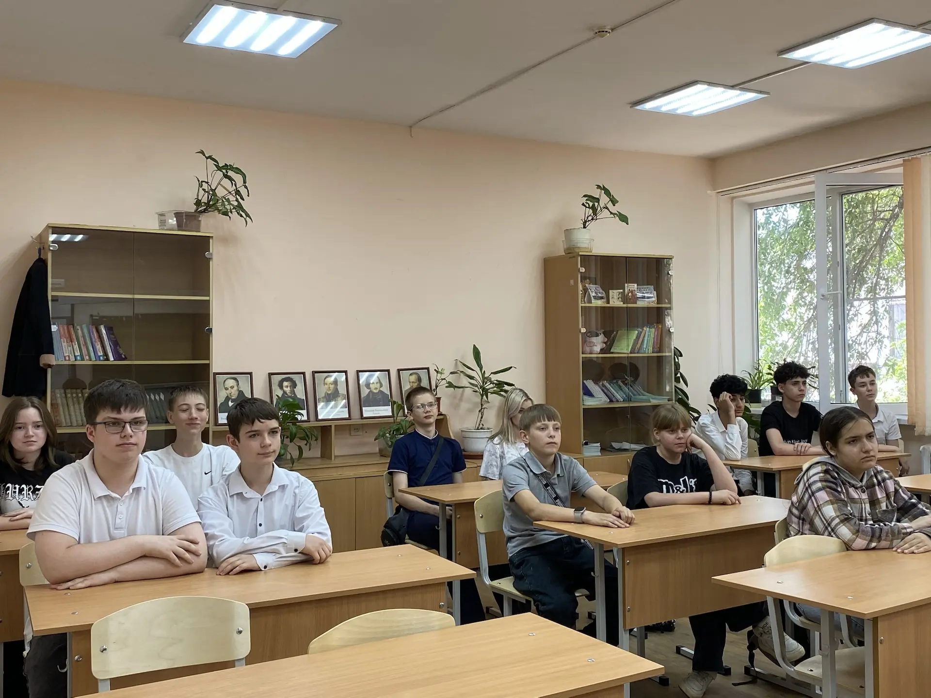 ✨ Классные часы о важном ✨  В школе прошли тематические классные часы по темам: «Жизнь как ценность»