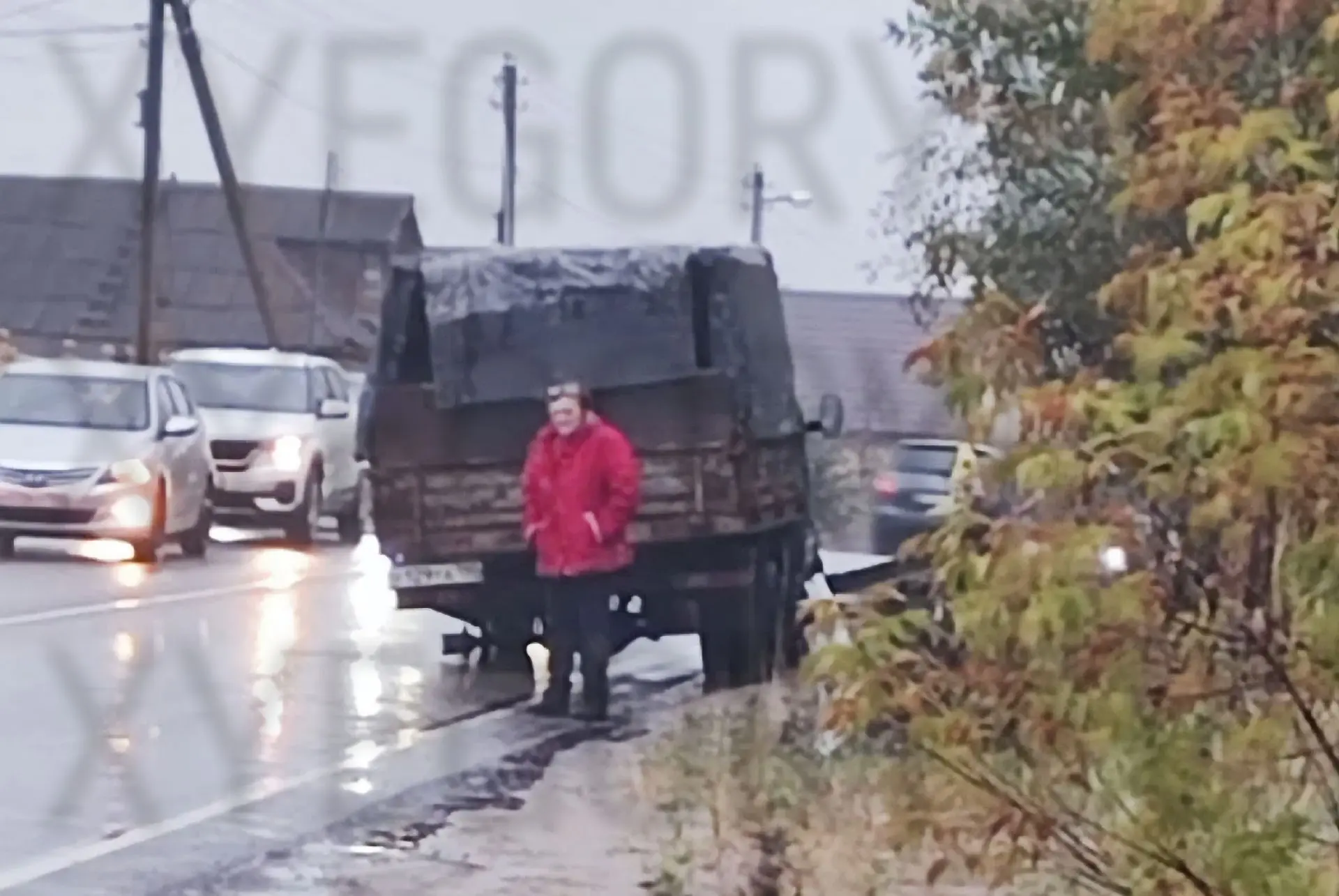 У автомобиля ГАЗель в ходе движения отсоединились два колеса, что привело к повреждению...