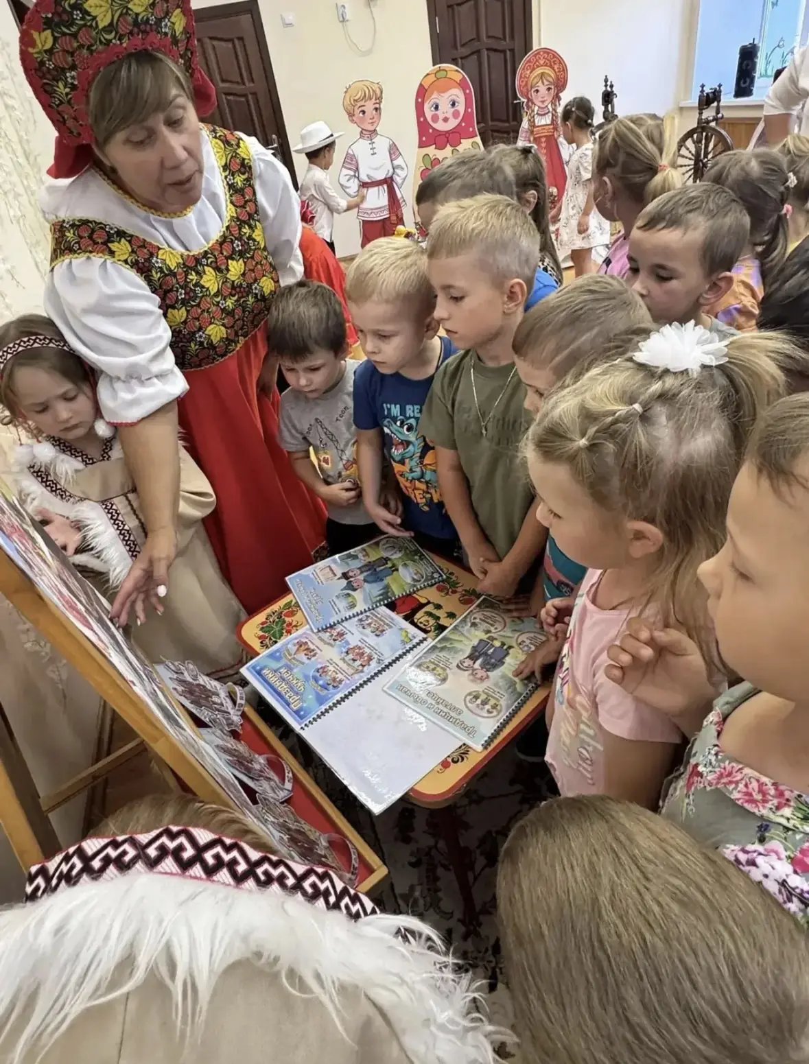 🌍✨Дружба народов — одна планета, одна семья!✨🌍

Старшие группы так же посетили Международный фести
