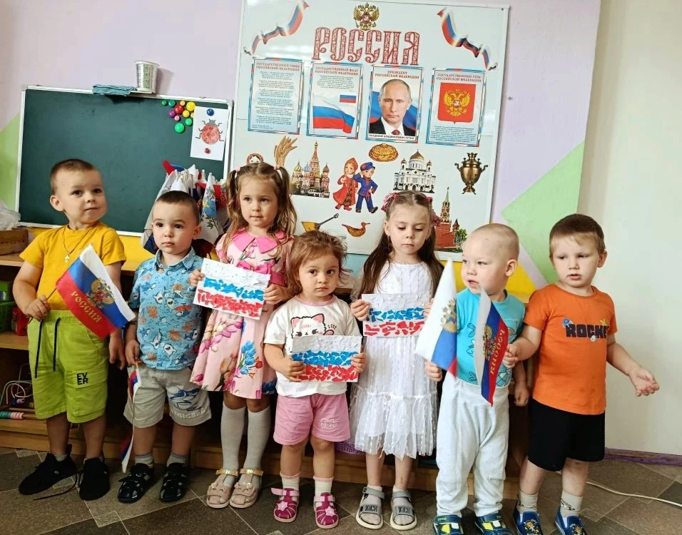 Вот и настало долгожданное лето.  Лето богато на подарки – это и яркое тёплое солнце, э...