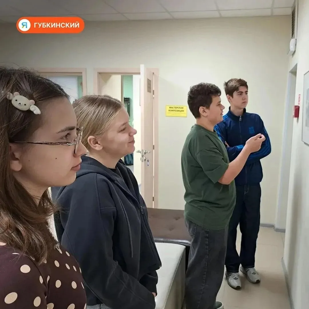 🎨 В Пурпе открылась выставка акварелей педагога ГДШИ